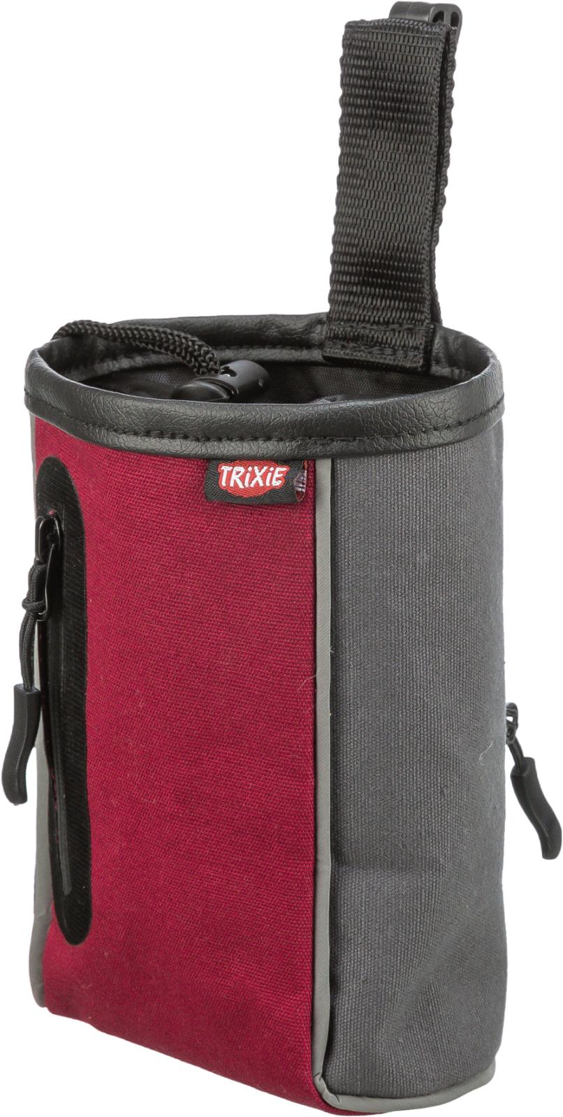 Trixie snack pose, 2 in 1