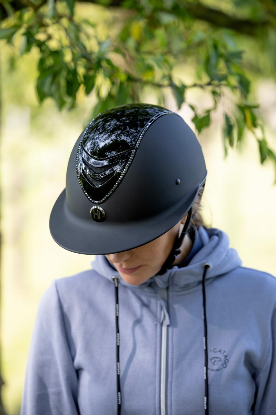 One K MIPS Avancé Lux ridhjälm - blank ovansida, svart swarovski pipe