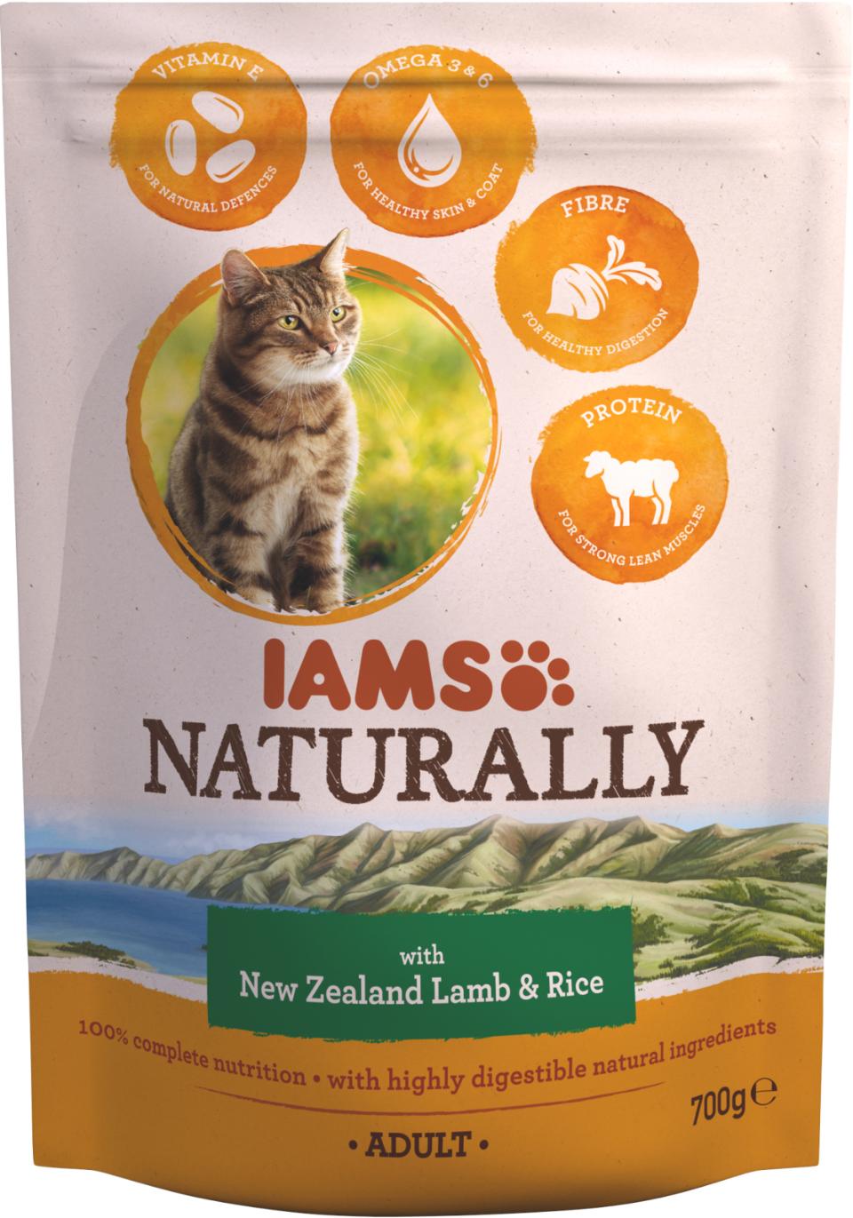 IAMS CAT Naturally Adult lamb