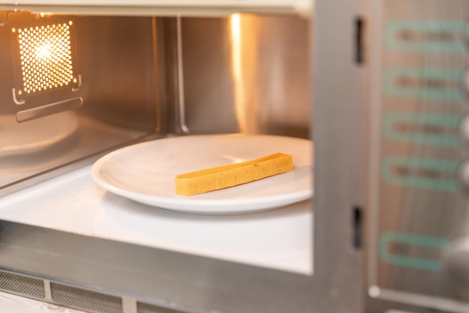 Trixie Kaustangen, Käse