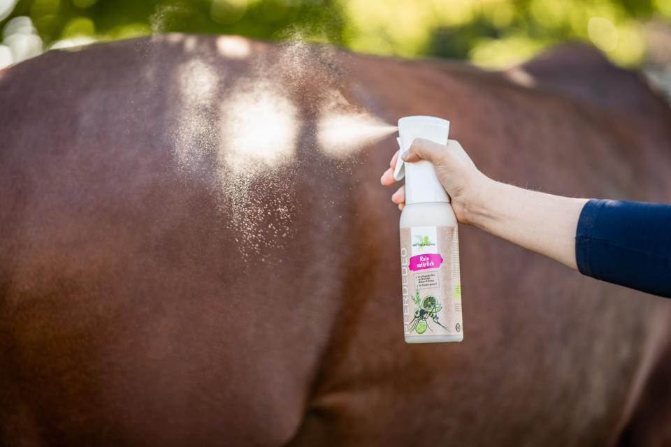 Bense & Eicke Deodorant för hästar