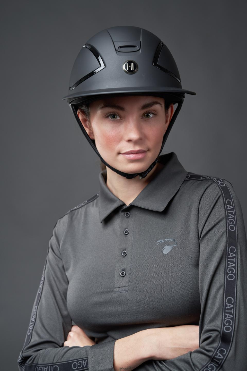 One K Xtreme ridhjälm - Glänsande detaljer