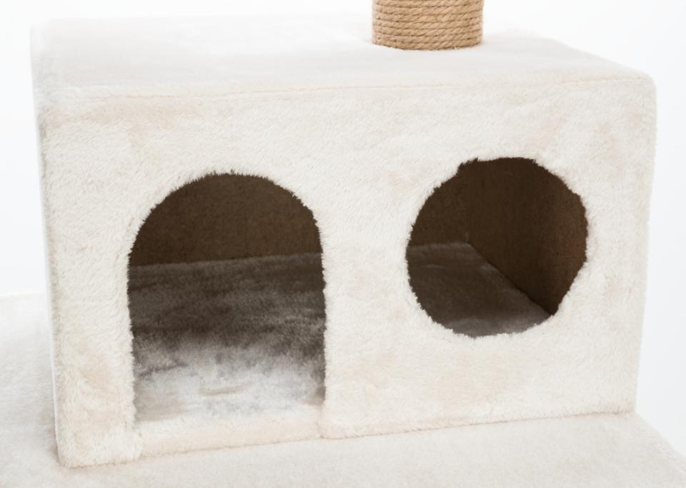 Federico Scratching Post