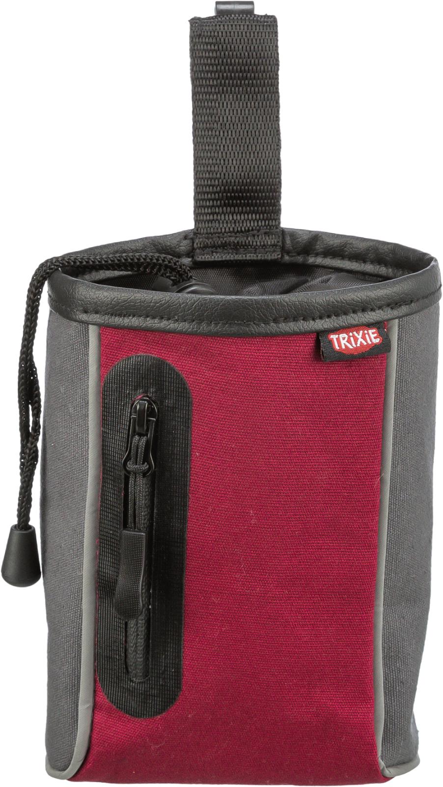 Trixie snack pose, 2 in 1