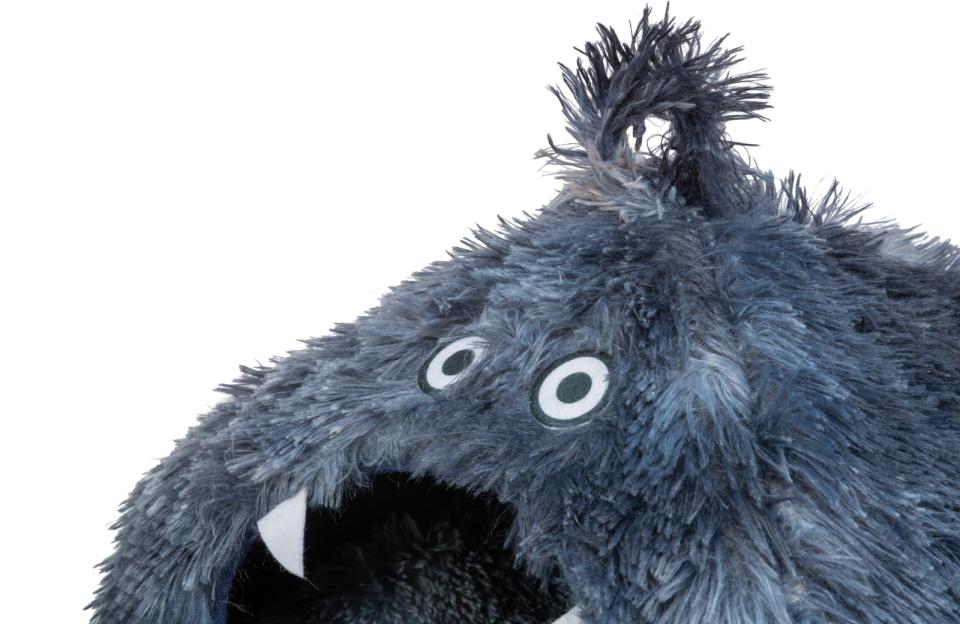 Trixie Halloween cave