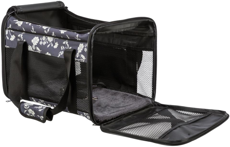 Trixie Carrier Adrina