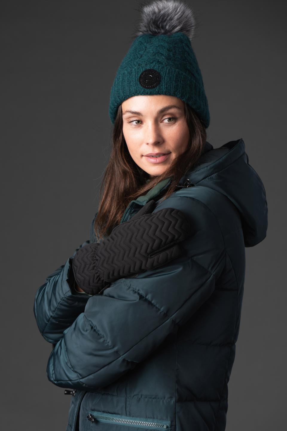 Equipage Vasili Strickmütze mit Kunstfellbommel