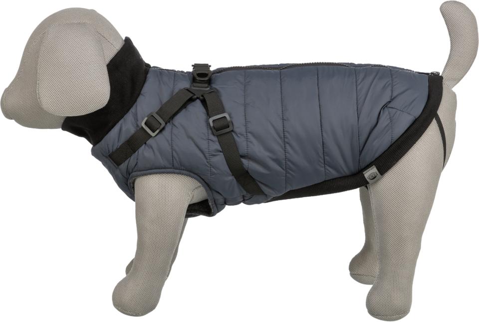 Trixie Pontis dog blanket with harness