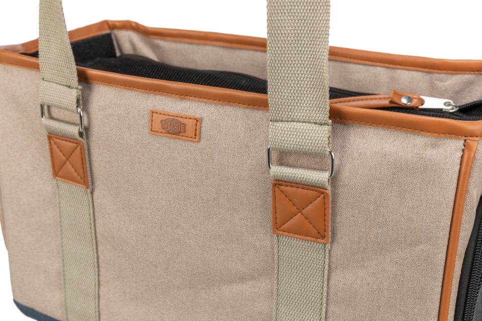Trixie Elisa carrier
