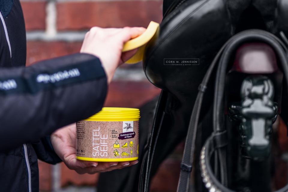 Bense & Eicke Saddle and leather soap