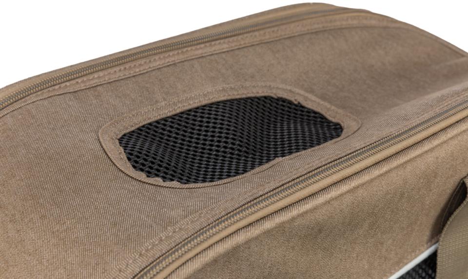 Trixie Carrier Alison