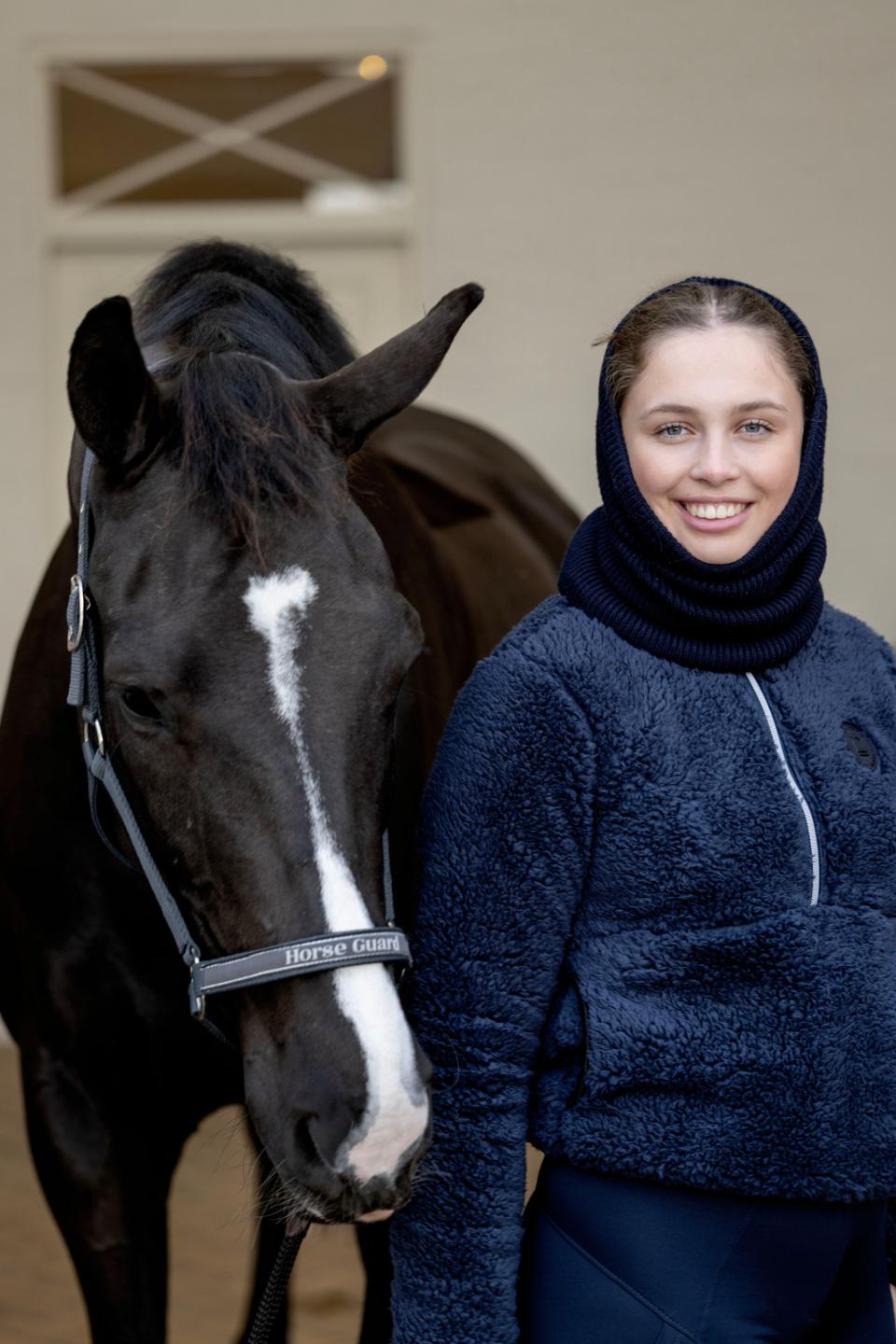 Equipage Vainy Strick-Schlauchschal mit Glitzersteinen