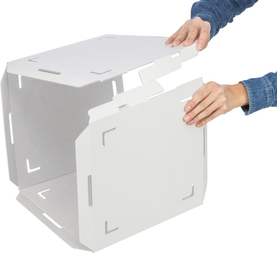 Finca Felice cat furniture, cardboard