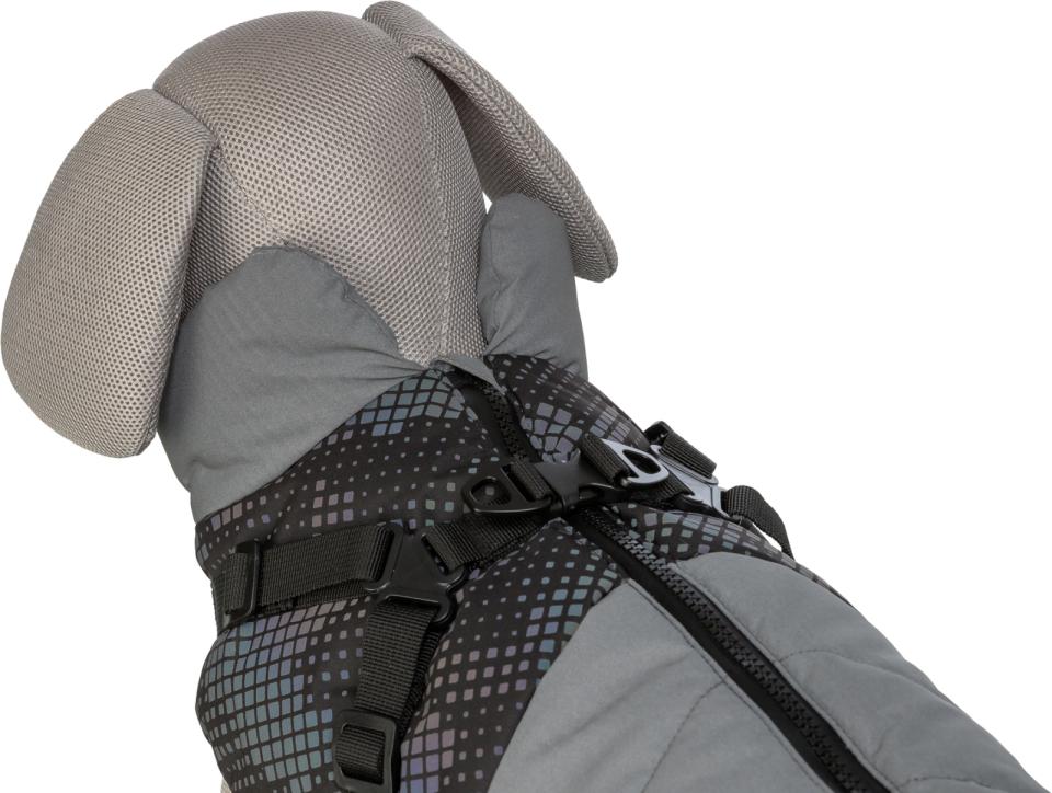 Trixie Pontis Reflect dog blanket with harness