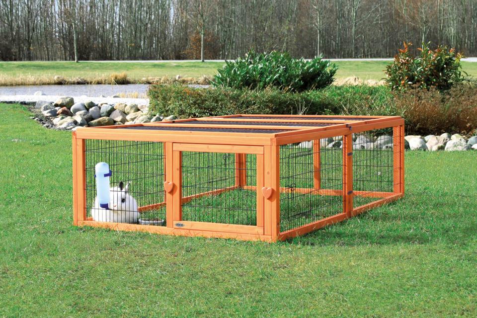 Freilaufgehege mit Abdeckung