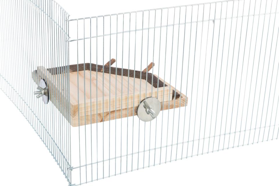 Landing area with perches, wood